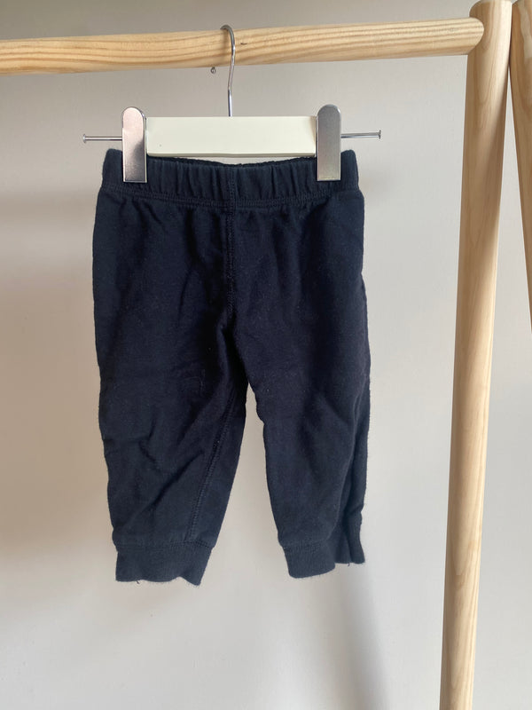 CARTERS Outfit (9 Months)