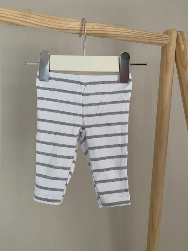 CARTERS Pants (newborn)