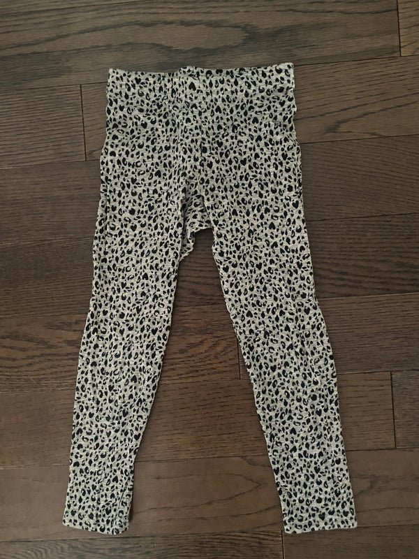 OLD NAVY Pants (5 Years)
