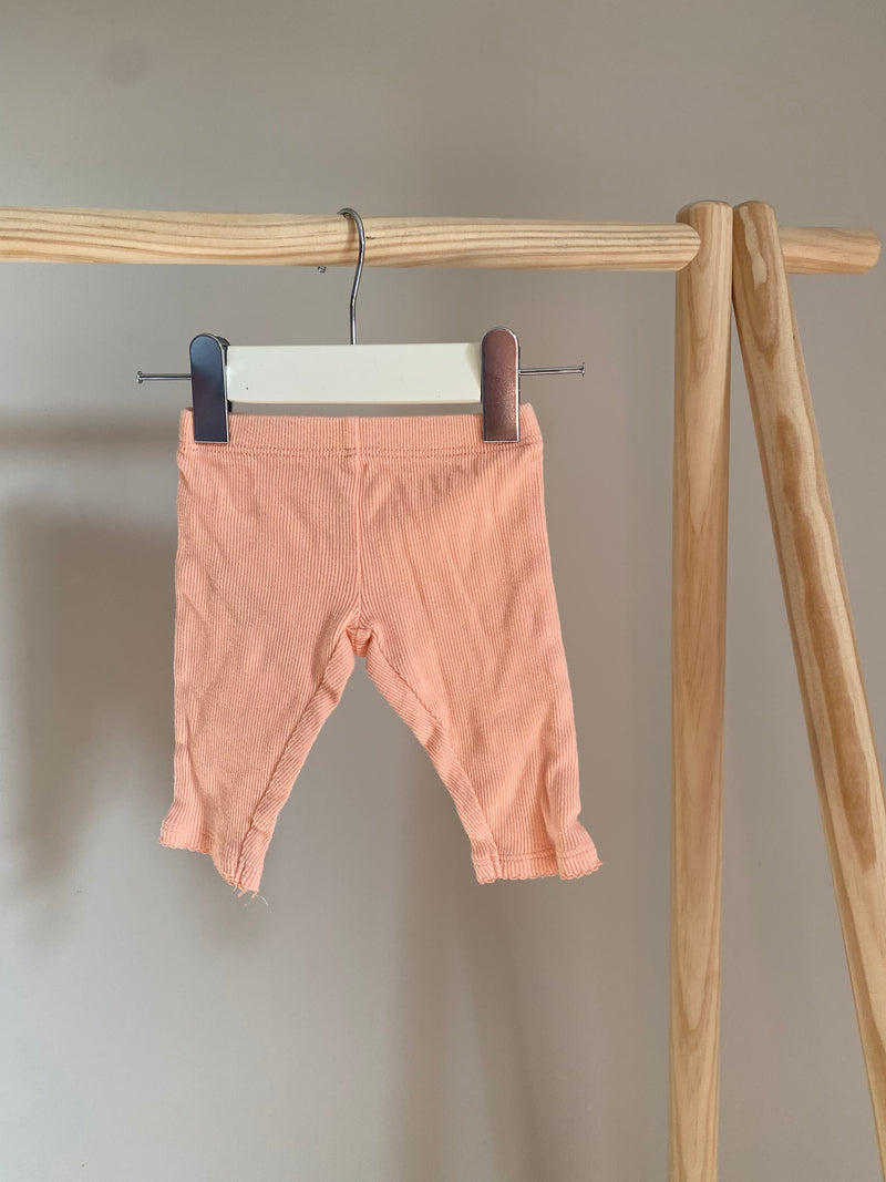 CARTERS Outfit (newborn)