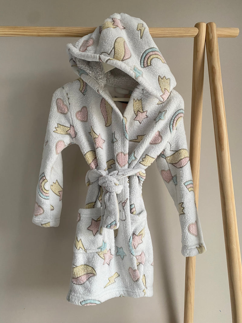 GEORGE ROBE (4-5 Years)