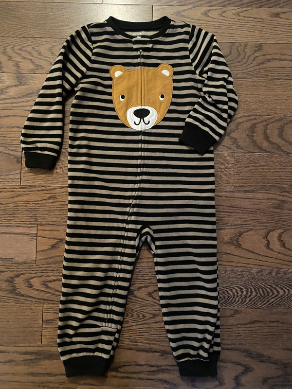 CARTERS PAJAMAS (4 Years)
