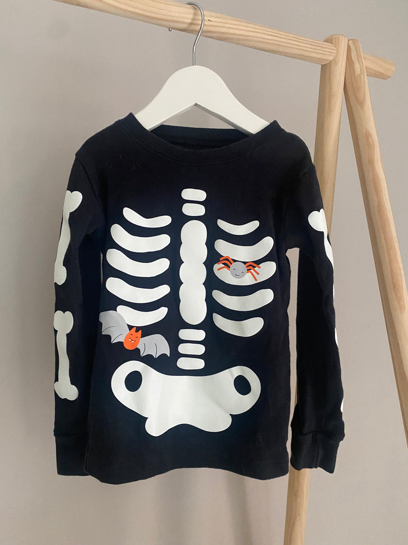 CARTERS HALLOWEEN PAJAMAS (3T)