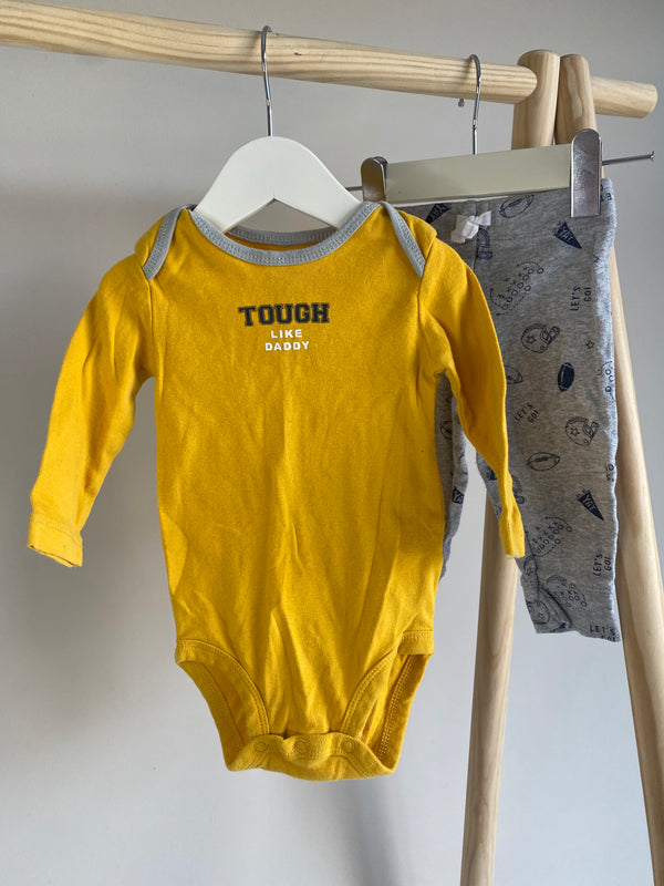 CARTERS Outfit (6 Months)