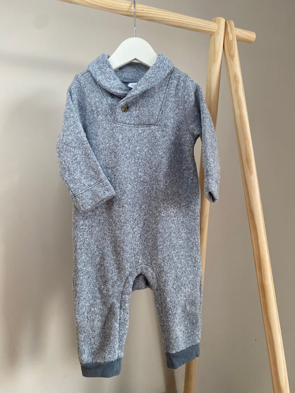 OLD NAVY Outfit (6-12 Months)