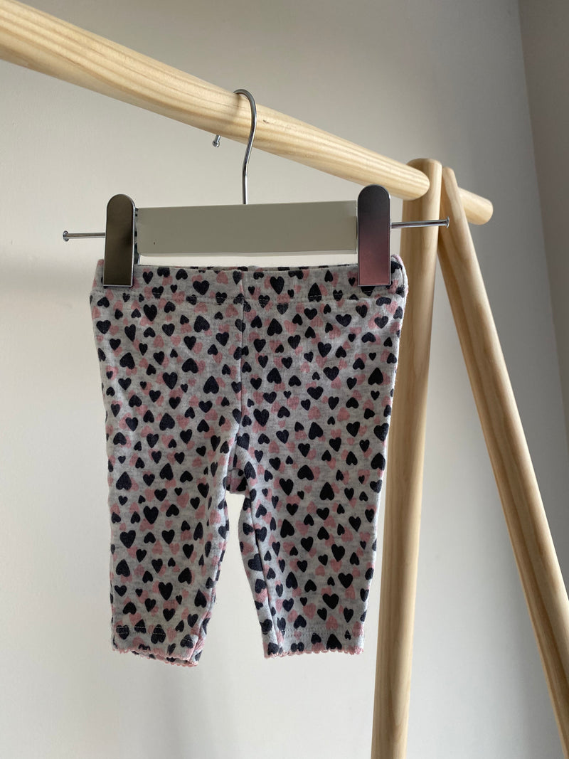 CARTERS Pants (newborn)