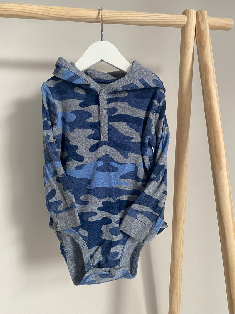 CARTERS Long Sleeve (24 Months)