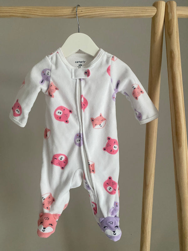 CARTERS SLEEPER (Newborn)
