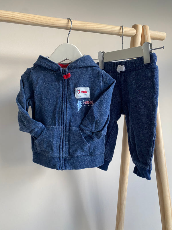 CARTERS Outfit (9 Months)