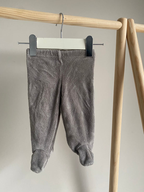 CARTERS Pants (Newborn)