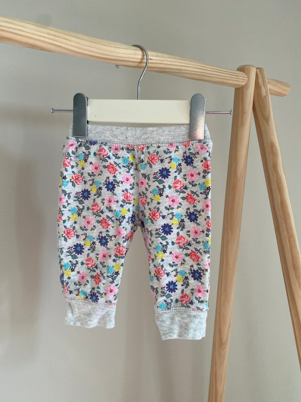 CARTERS Outfit (3 Months)