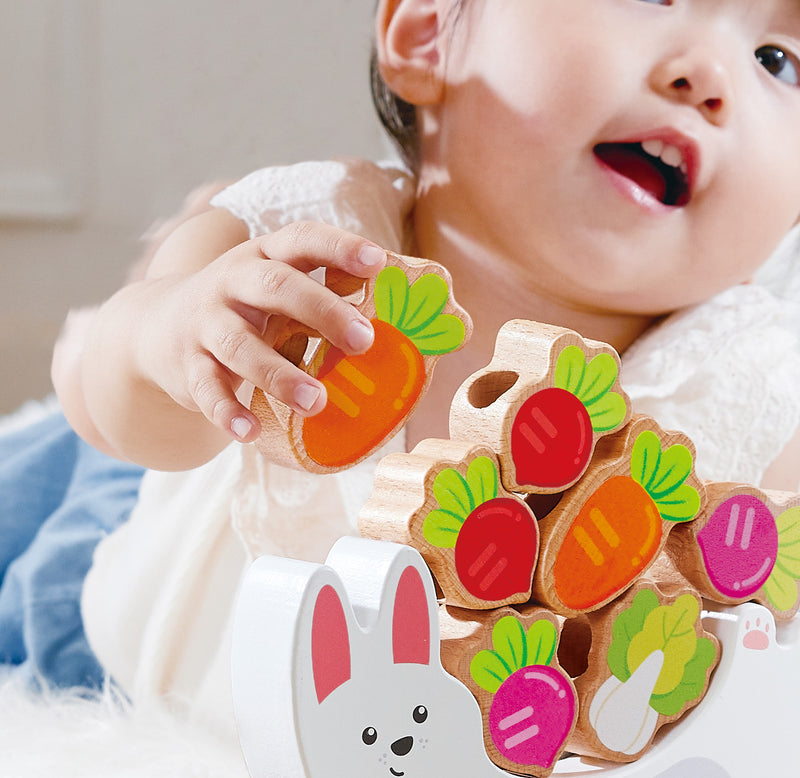 BUNNY BALANCE & THREADING GAME – HAPE