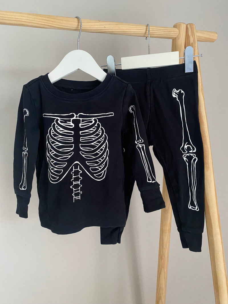 OLD NAVY Halloween Pj’s (18-24 Months)