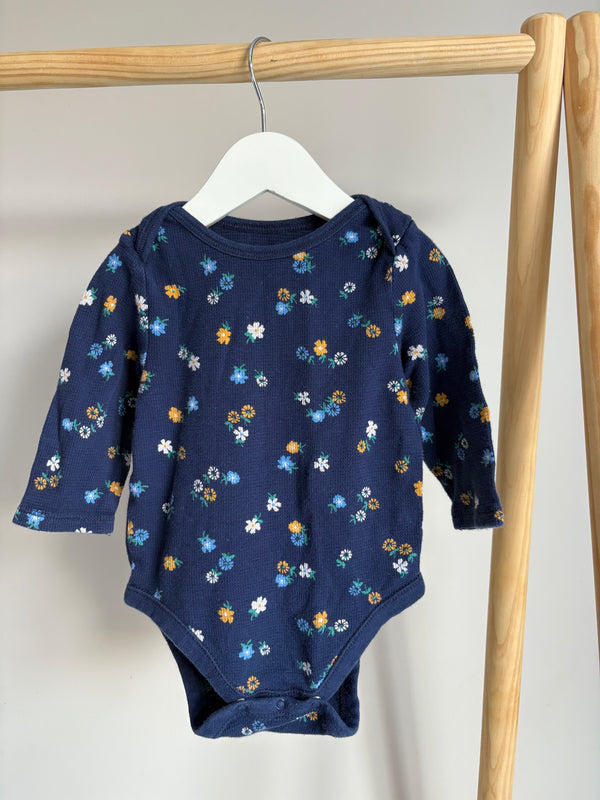 OLD NAVY Long Sleeve Onesie (6-12 Months)