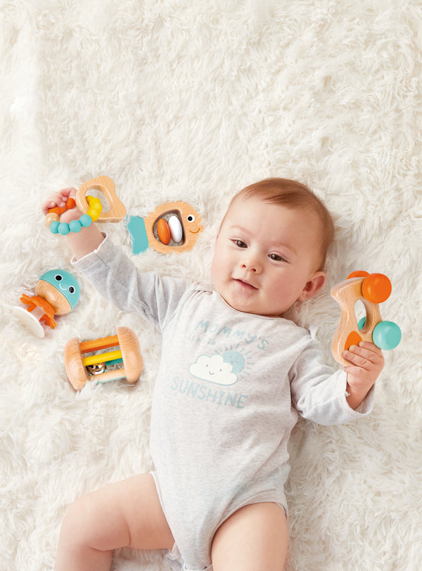 MULTI-STAGE SENSORY GIFT SET – HAPE