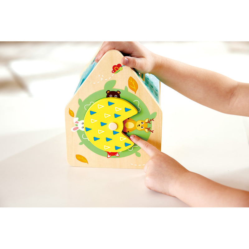 CRITTER HOUSE SHAPE SORTER – HAPE