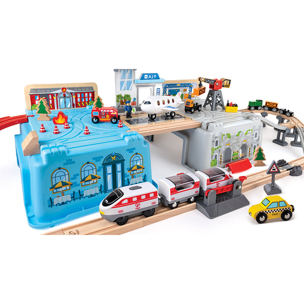 MEGA METROPOLIS TRAIN BUCKET SET – HAPE
