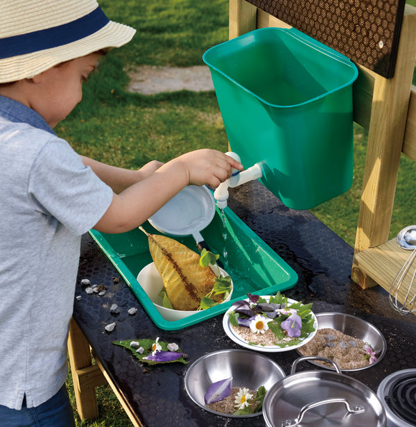 OUTDOOR KITCHEN – HAPE