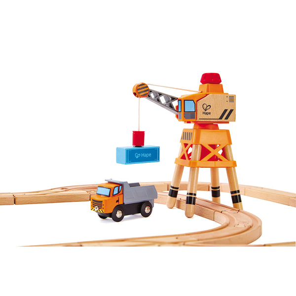 LARGE BOOM CRANE – HAPE