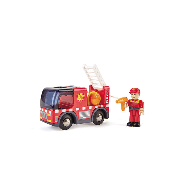 FIRE TRUCK W/SIREN – HAPE