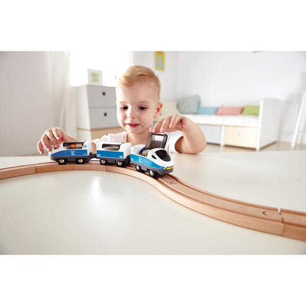 PASSENGER TRAIN SET – HAPE