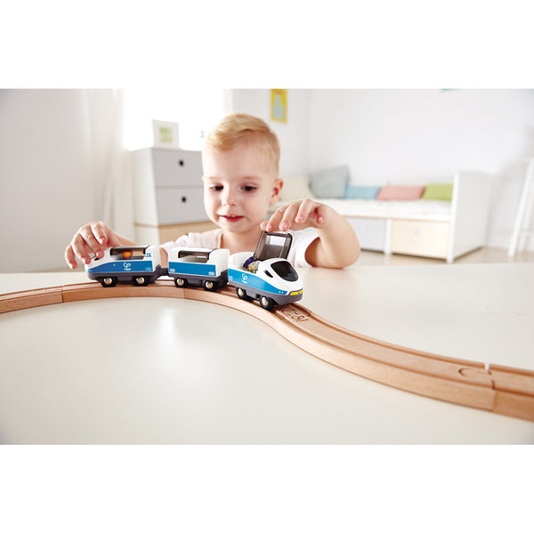 INTERCITY TRAIN – HAPE