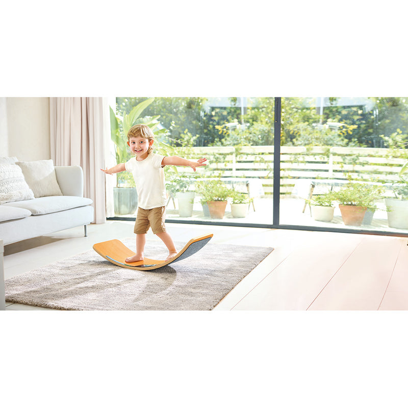 LIGHT-UP BALANCE BOARD – HAPE