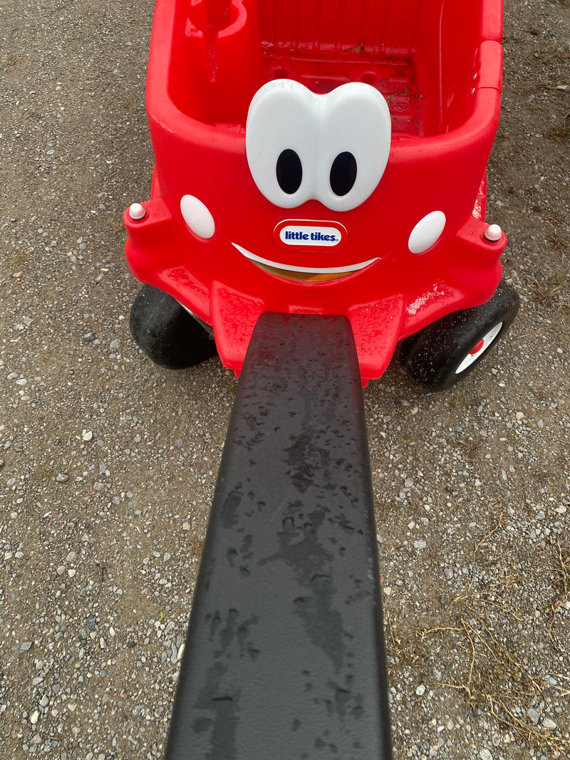 LITTLE TIKES COZY COUPE WAGON