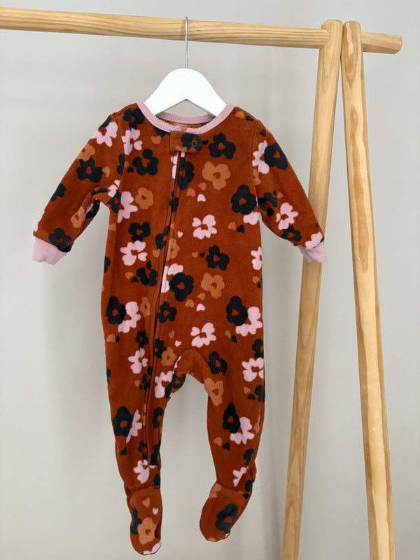 CARTERS Sleeper (6 Months)