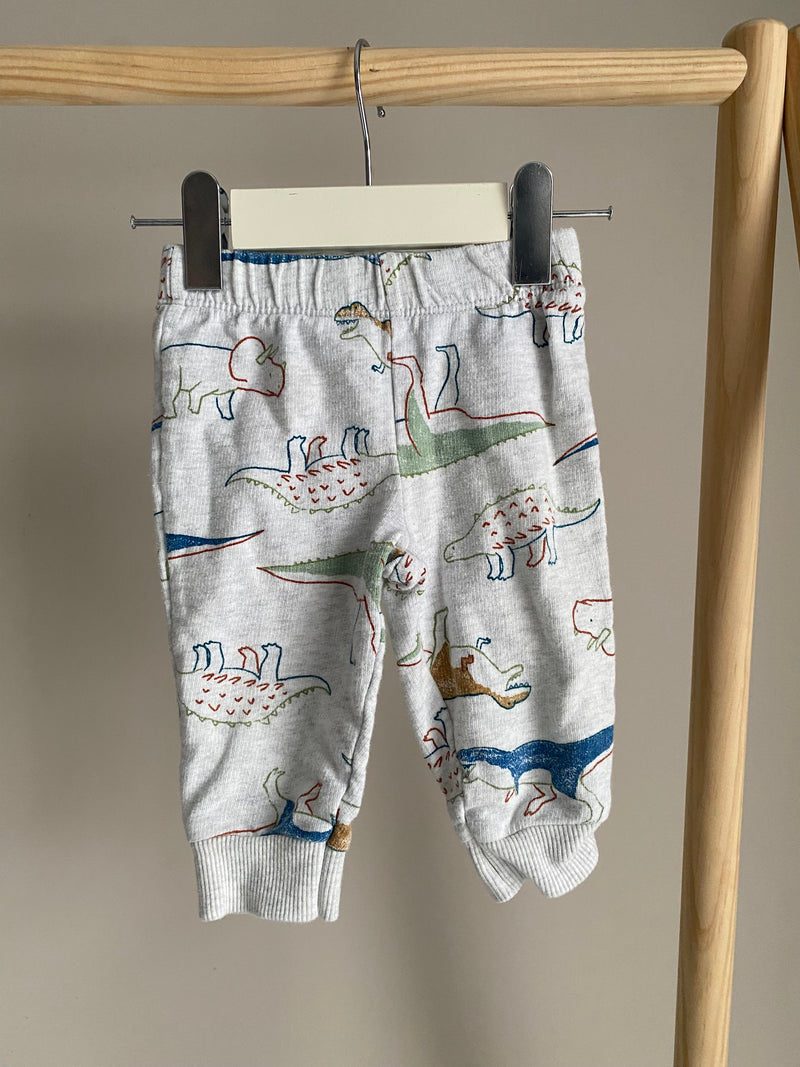 CARTERS Tracksuit (6 Months)
