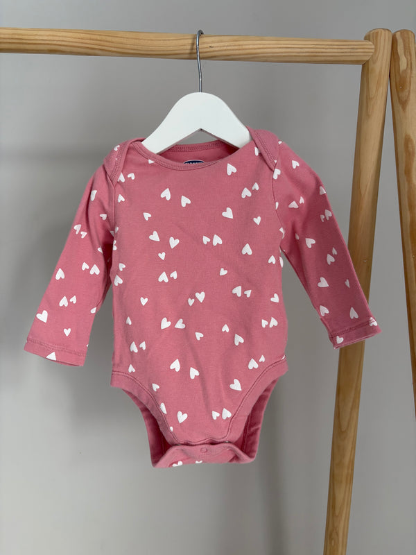 OLD NAVY Heart Long Sleeve Onesie (6-12 Months)