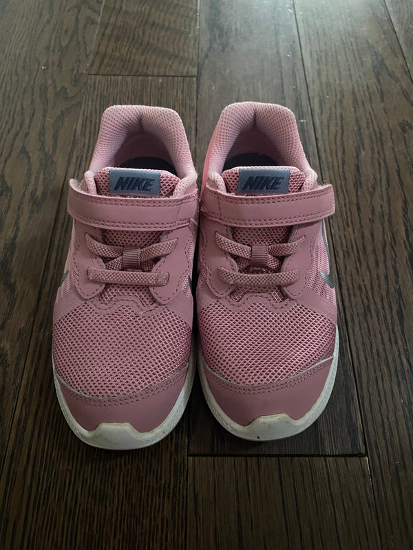 NIKE Running Shoes (Size 10)