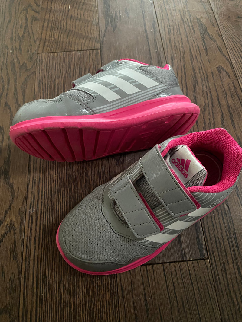ADIDAS Running Shoe (Size 10)