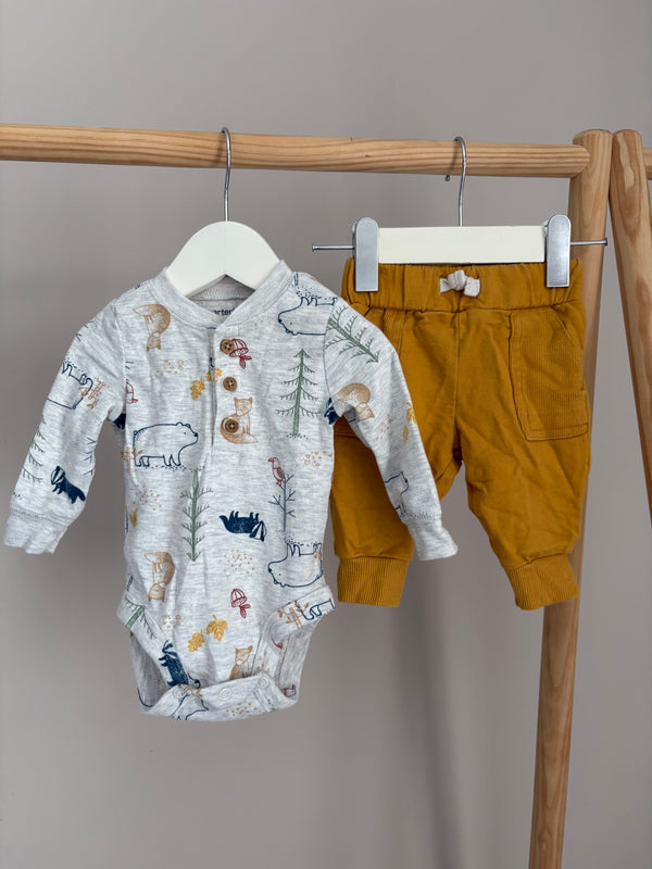 CARTERS Outfit (3 Months)