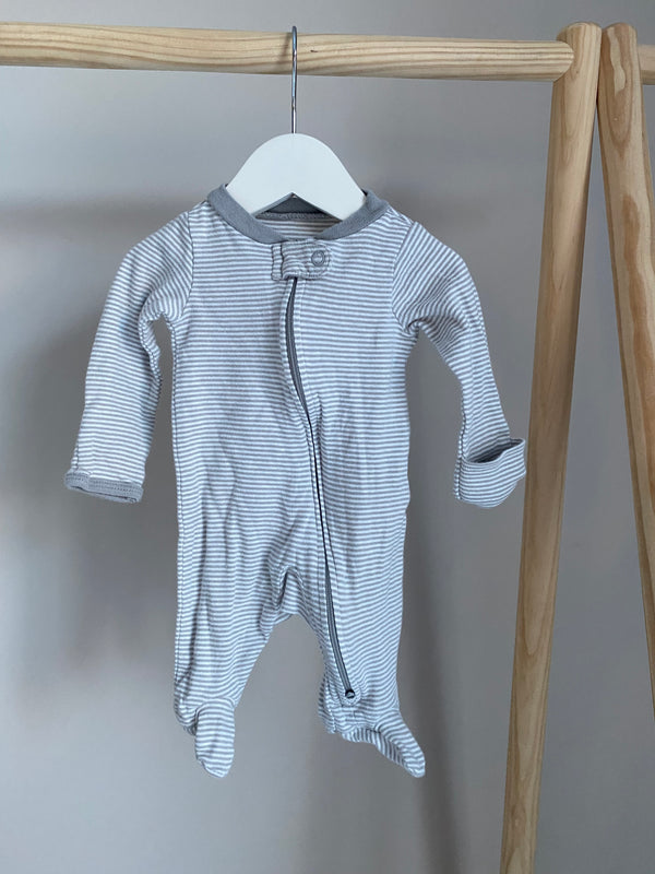 CARTERS Double Zip Sleeper (Newborn)