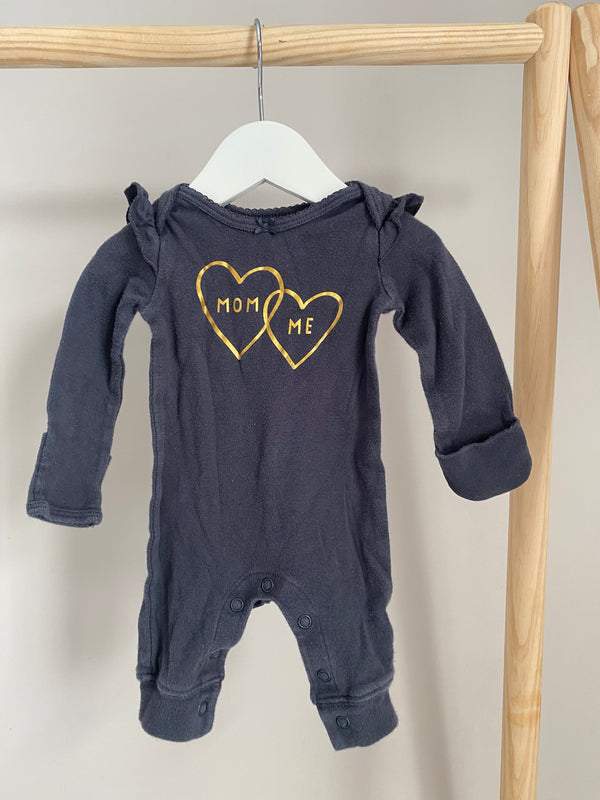 CARTERS Mom & Me Outfit (Newborn)