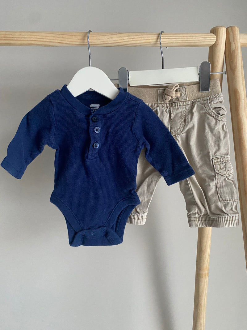 OLD NAVY Outfit (0-3 Months)