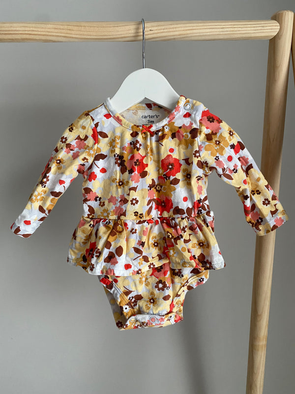 CARTERS Long Sleeve Onesie (3 Months)