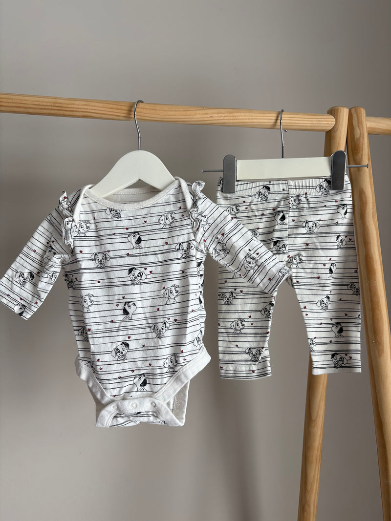 GAP X DISNEY Dalmatian Valentines Outfit (0-3 Months)