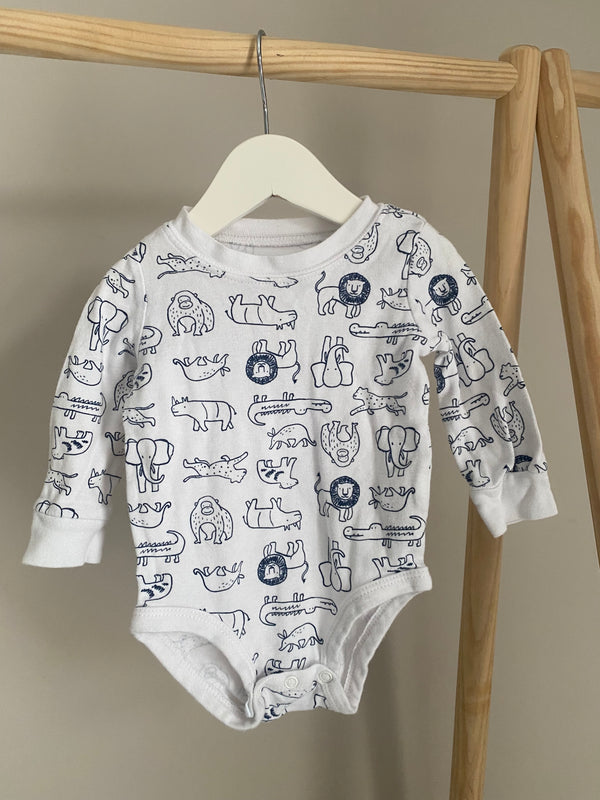 CARTERS Jungle Animal Outfit (6 Months)