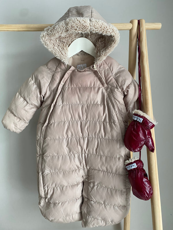 7 A.M Bunting Suit & Mittens (6-12 Months)