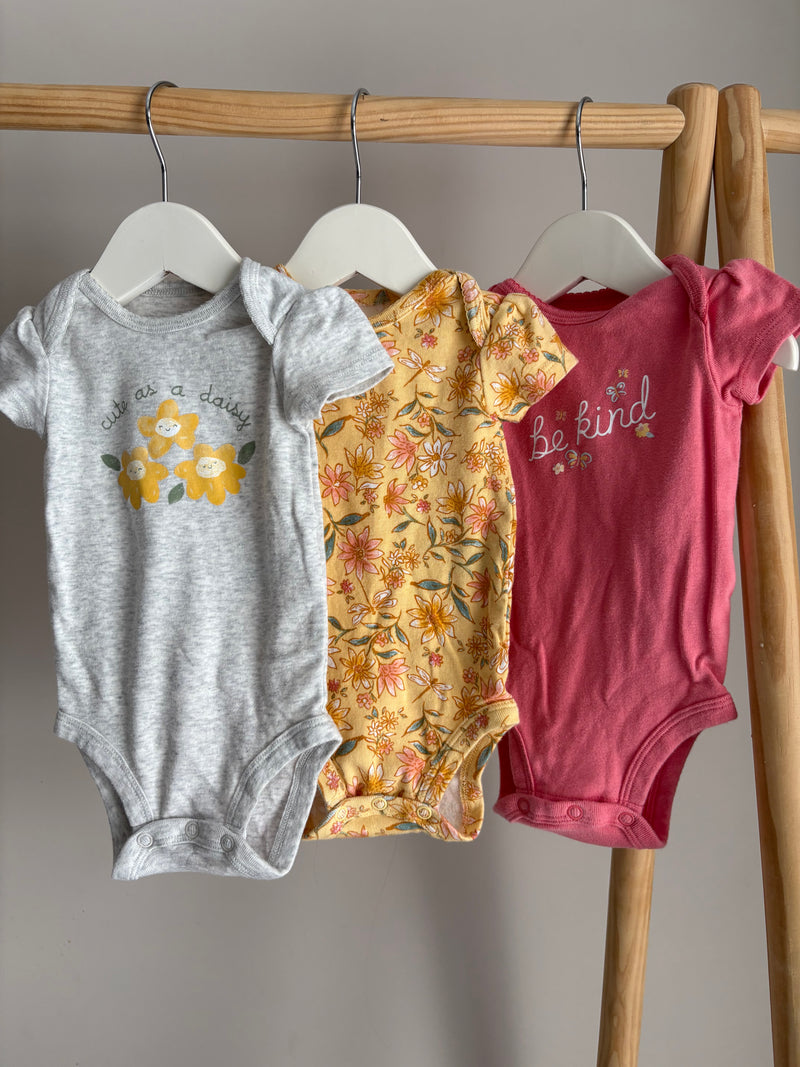 CARTERS Set Of Three (3 Months)