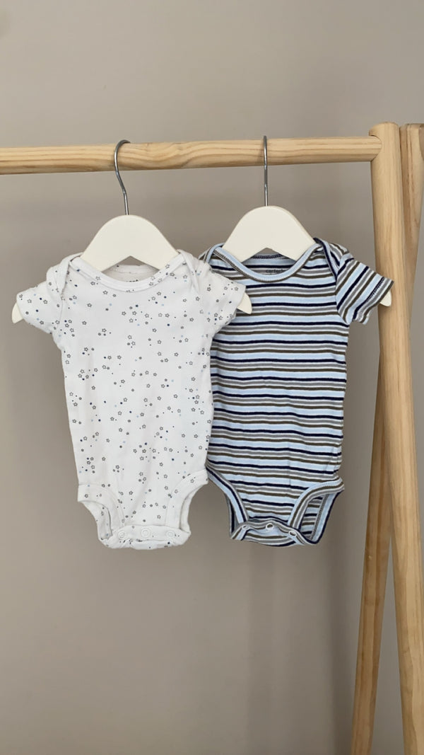 CARTERS Onesie Set (Newborn)