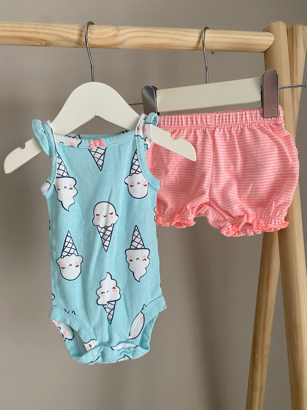 CARTERS Outfit (Newborn)