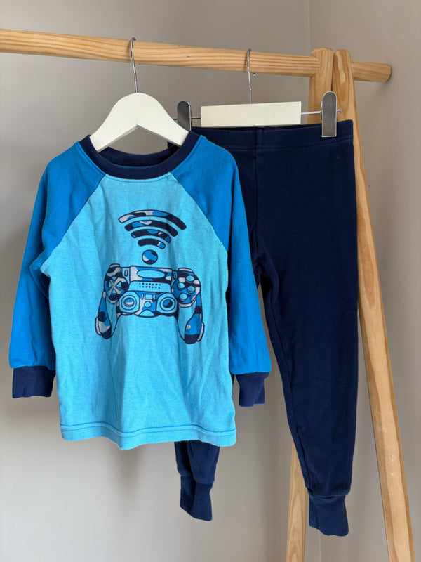 KIRKLAND Pjs (3 Years)