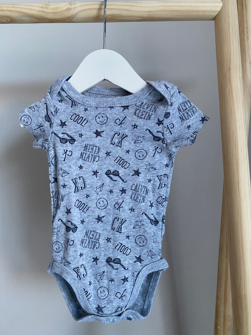 CALVIN KLEIN Cool Onesie (0-3 Months)
