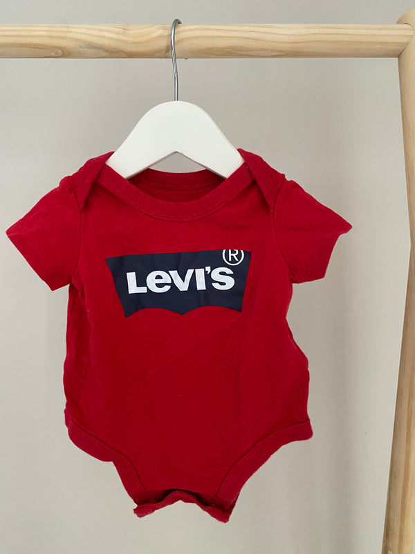 LEVI’S (3 Months)