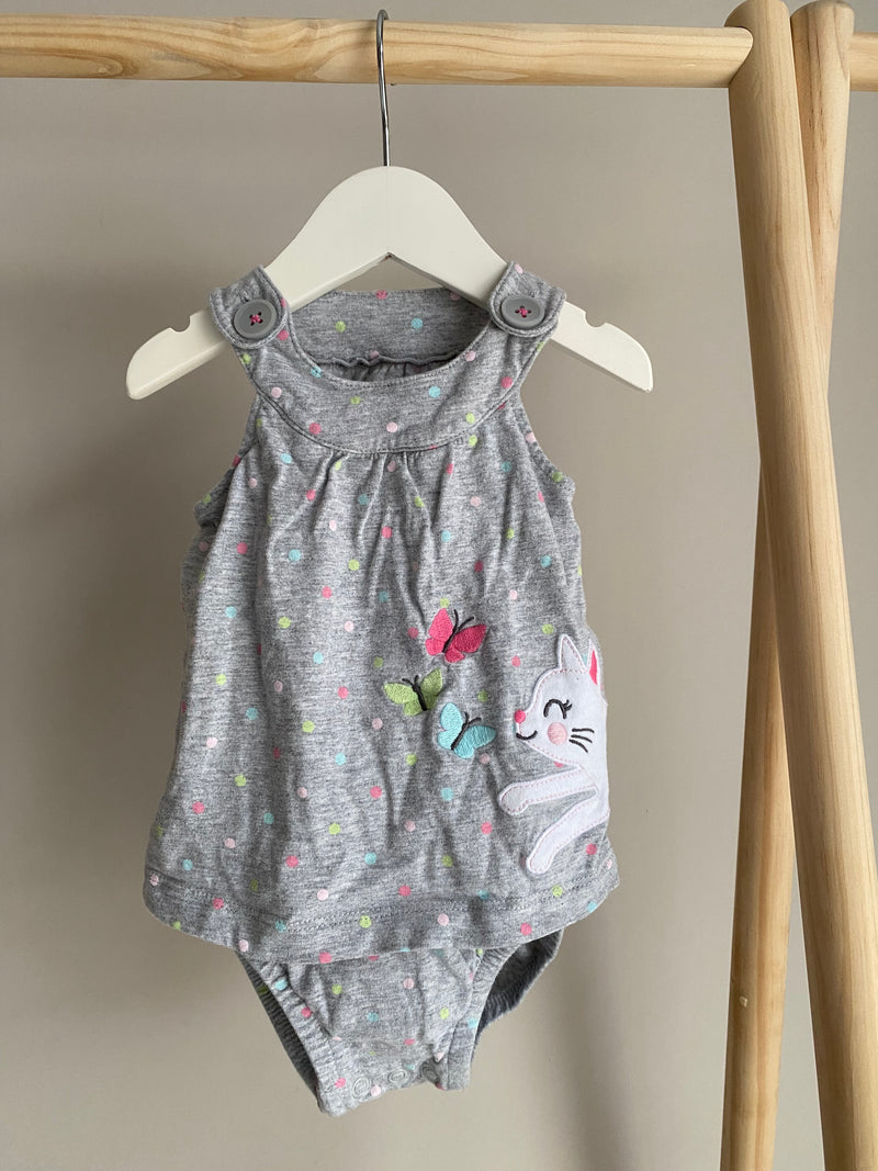 CARTERS Onsie Top (6 Months)