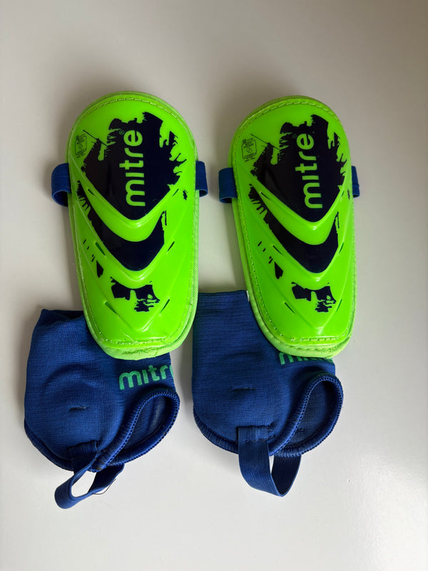 MITRE Shin Pads (Approx size 4-6 Years)