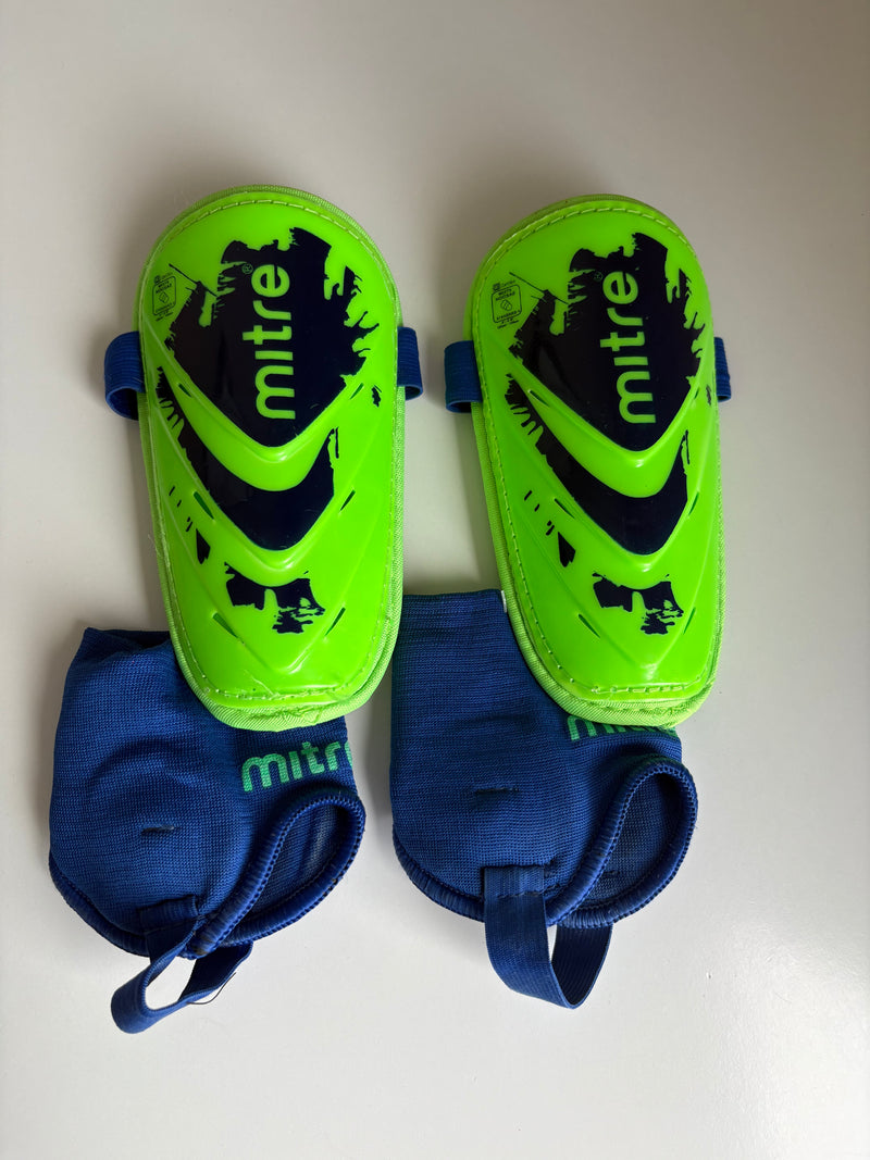 MITRE Shin Pads (Approx size 4-6 Years)